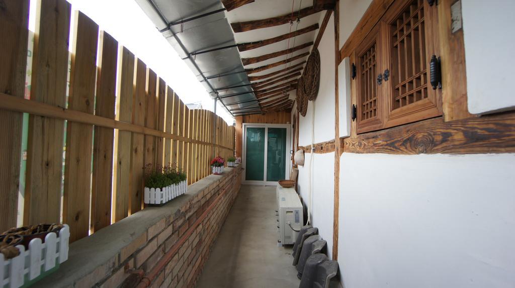 1928 Suimmaru Hanok Guesthouse Чонджу Экстерьер фото