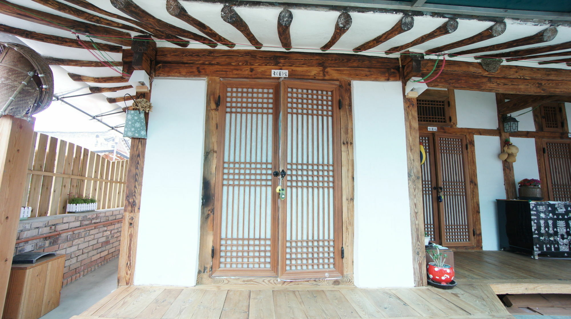 1928 Suimmaru Hanok Guesthouse Чонджу Экстерьер фото